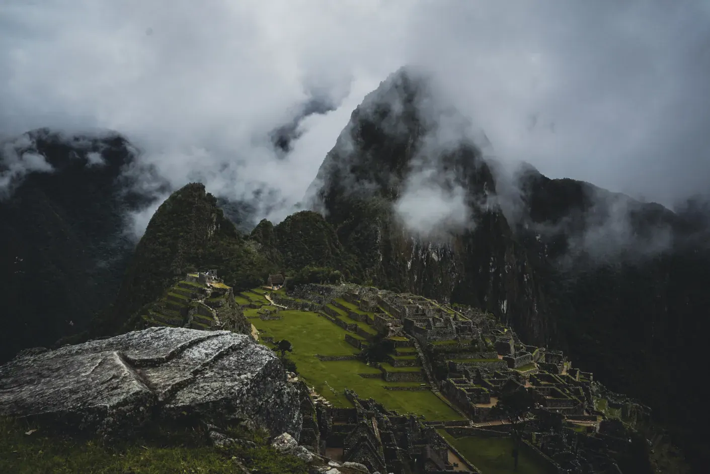 Le Machu Picchu dans les nuages